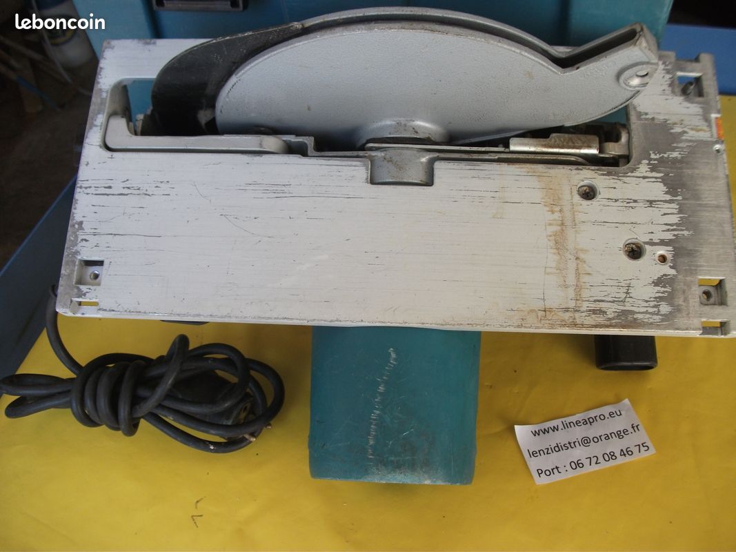 Scie circulaire MAKITA 5903R – 2000 W – Ø 235 mm.  LIRAISON OFFERTE.