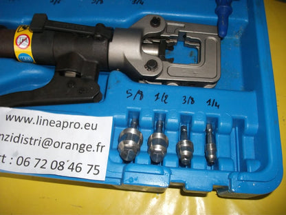 Sertisseuse hydraulique manuelle CEMBRE – 64 kN – Avec matrices