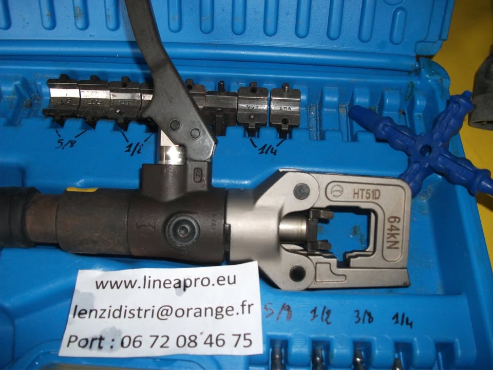Sertisseuse hydraulique manuelle CEMBRE – 64 kN – Avec matrices