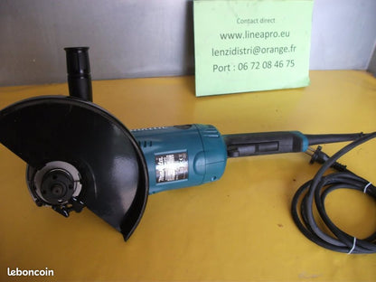 Meuleuse neuve 230mm 2200w. MAKITA GA 9020.    LIVRAISON SUR POINT RELAY OFFERTE