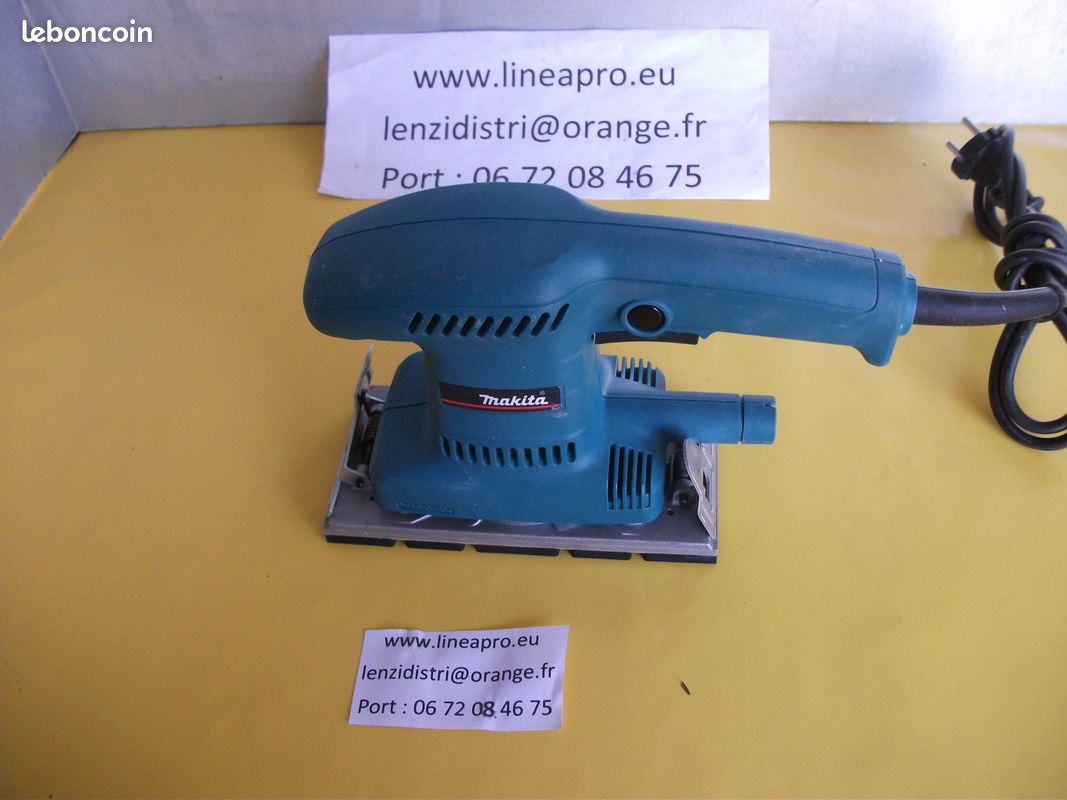Ponceuse vibrante MAKITA BO3700