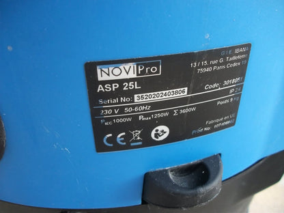 Aspirateur eau et poussière NOVIPRO ASP 25 L. Prise d'asservissement