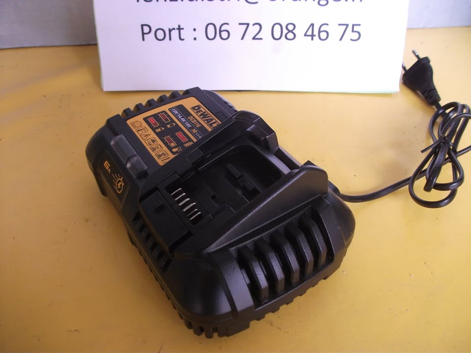 Chargeur rapide DEWALT DCB116.    LIVRAISON SUR POINT RELAY MOINS CHERE.