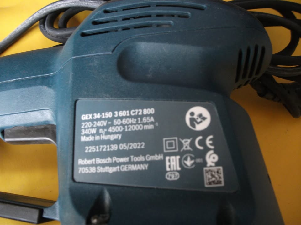 Ponceuse exentrique BOSCH pro. 34-150 – Ø 150 MM – 340 W. Port offert.