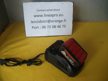 Chargeur rapide BOSCH pro. GAL 1860 CV + BATTERIE 18 V 4 Ah