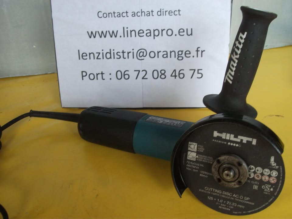 MEULEUSE MAKITA 9558NR – 850 W – Ø 125 MM Occasion très bon état.