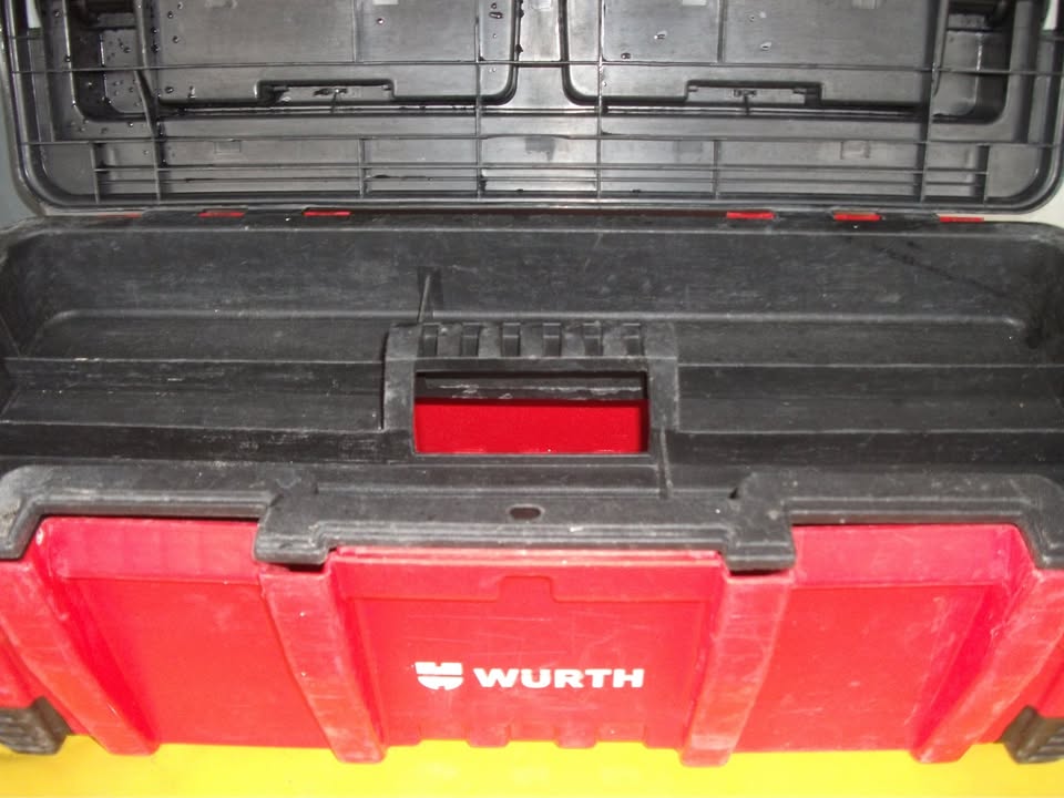 CAISSE D’OUTILLAGE WÜRTH – 660 × 260 × 248 MM Occasion bon état.
