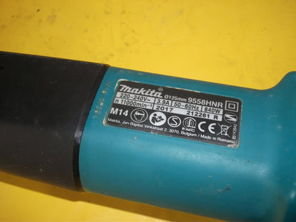 MEULEUSE MAKITA 9558NR – 850 W – Ø 125 MM Occasion très bon état.