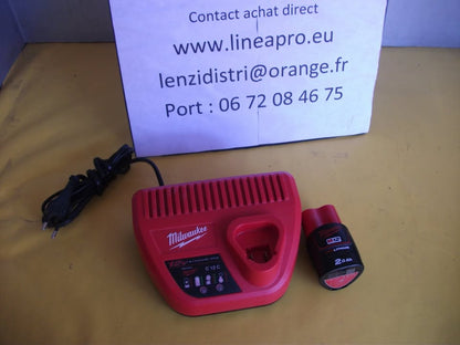 MILWAUKEE M12. PACK CHARGEUR + BATTERIE 12 V – 2 Ah neuve.