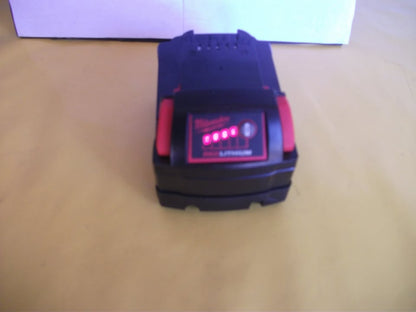 MILWAUKEE BATTERIE 18 V – 5 Ah – NEUVE