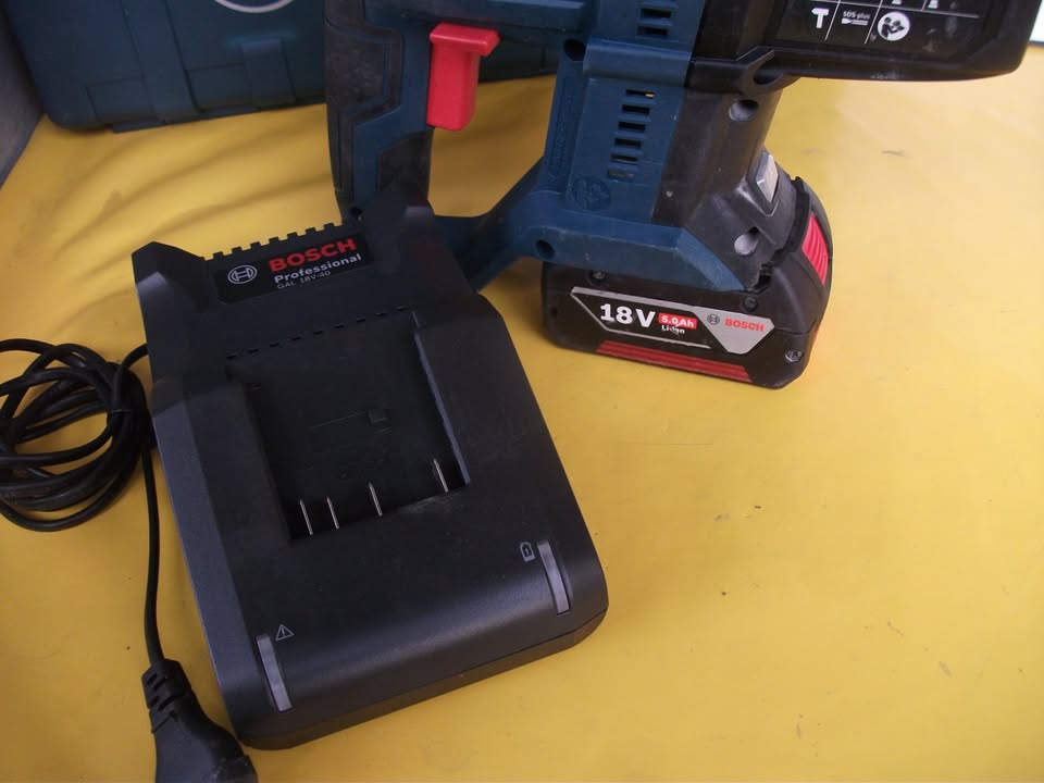 PACK PERFORATEUR BOSCH PROFESSIONAL GBH 18V-21