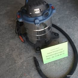 Aspirateur eau et poussières DEXTER 1500 W. Prise d'asservissement