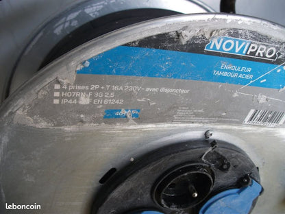 Enrouleur électrique 3 x 2.5. 40ml NOVIPRO sur tambour métallique