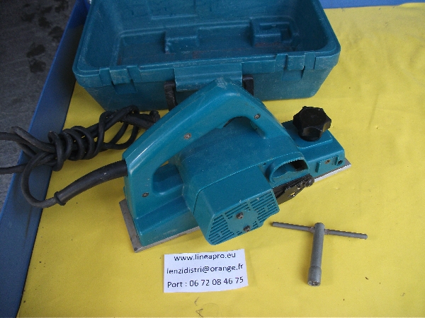 Rabot 82MM 850W.MAKITA 1923H. dans coffret