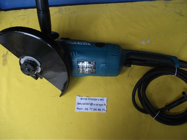 Meuleuse 230mm. 2200w.  MAKITA GA9020