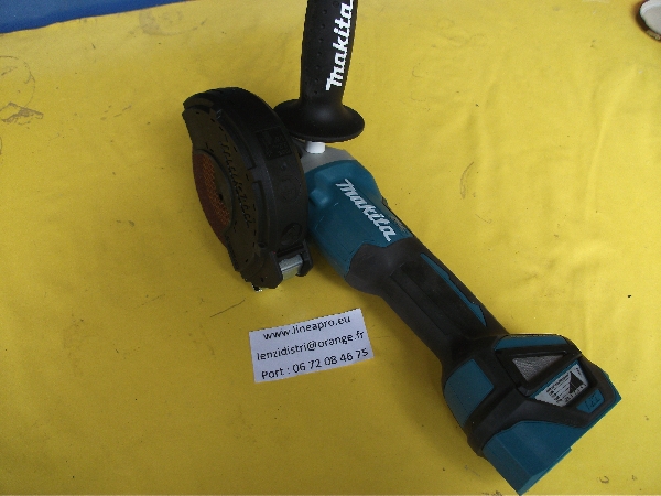 MAKITA DGA511. Meuleuse d'angle 18V Ø125 mm (Solo) 